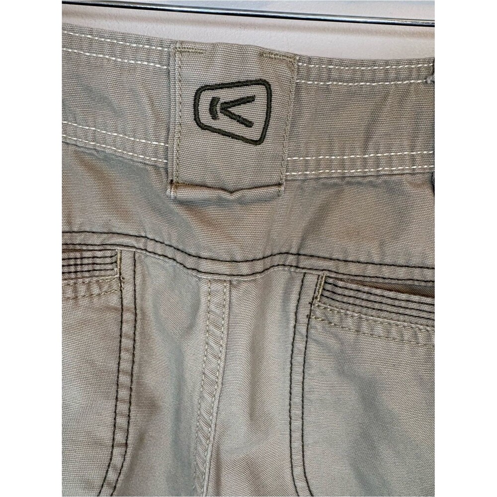 KEEN Hybrid Life Utility Cargo Hiking Shorts Tan Women’s Size 8 - Picture 6 of 16